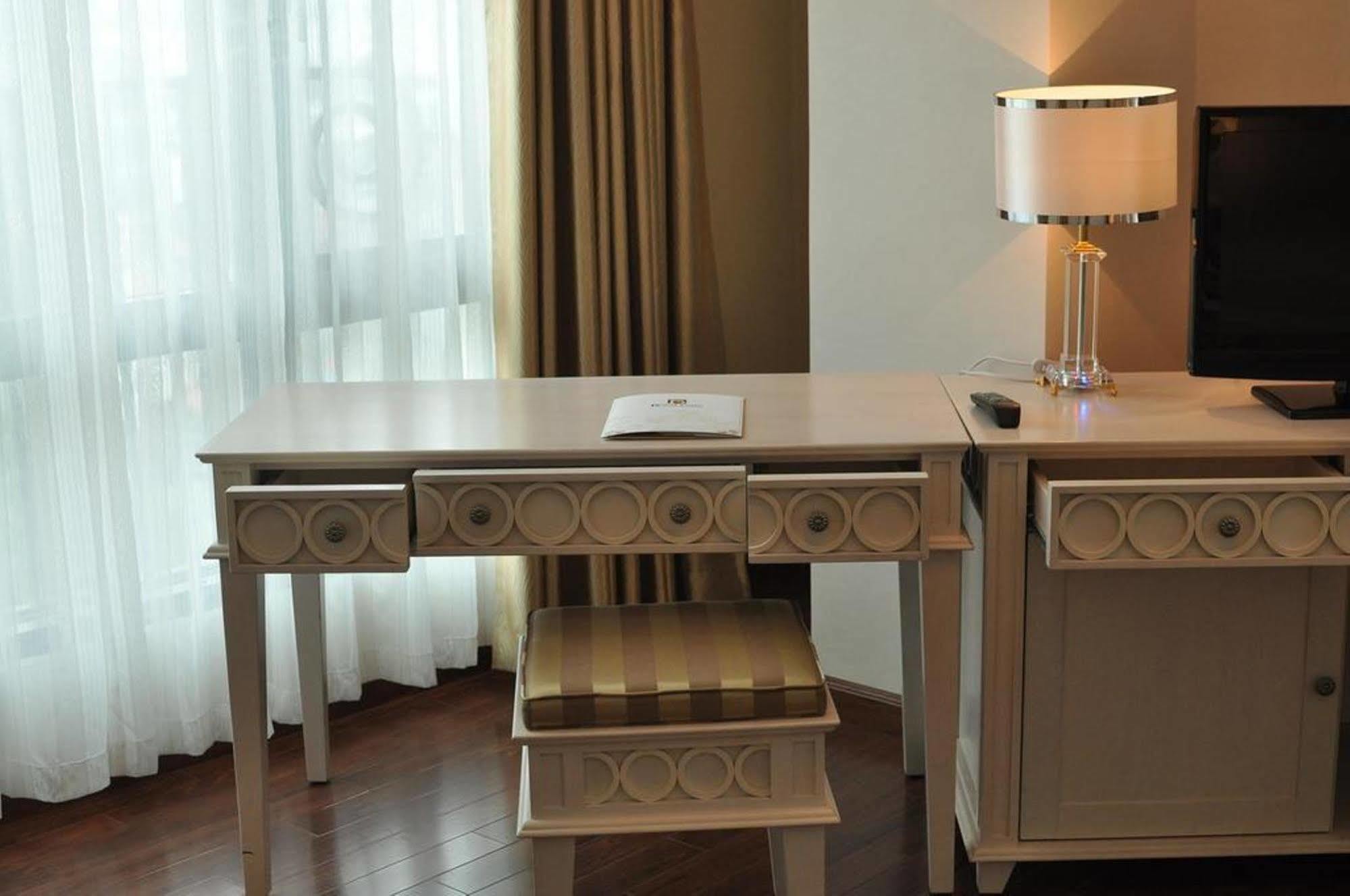 Royal Gate Hotel Hanoi Luaran gambar