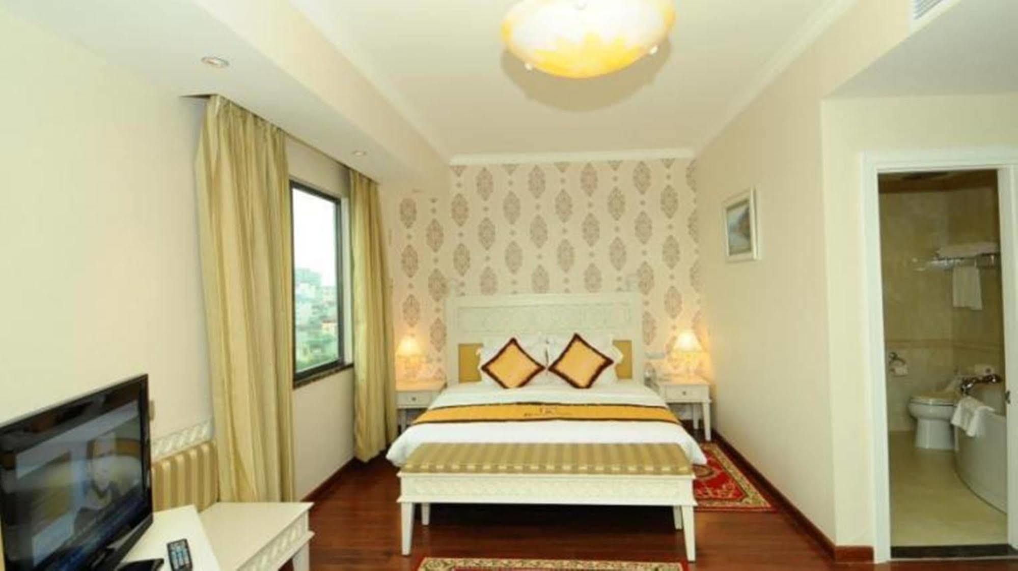 Royal Gate Hotel Hanoi Luaran gambar